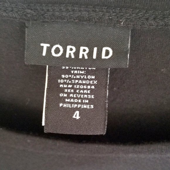 Torrid Black Raglan Blouse with Polka Dot Mesh 3/4 Sleeves - Size 4 - Picture 4 of 5